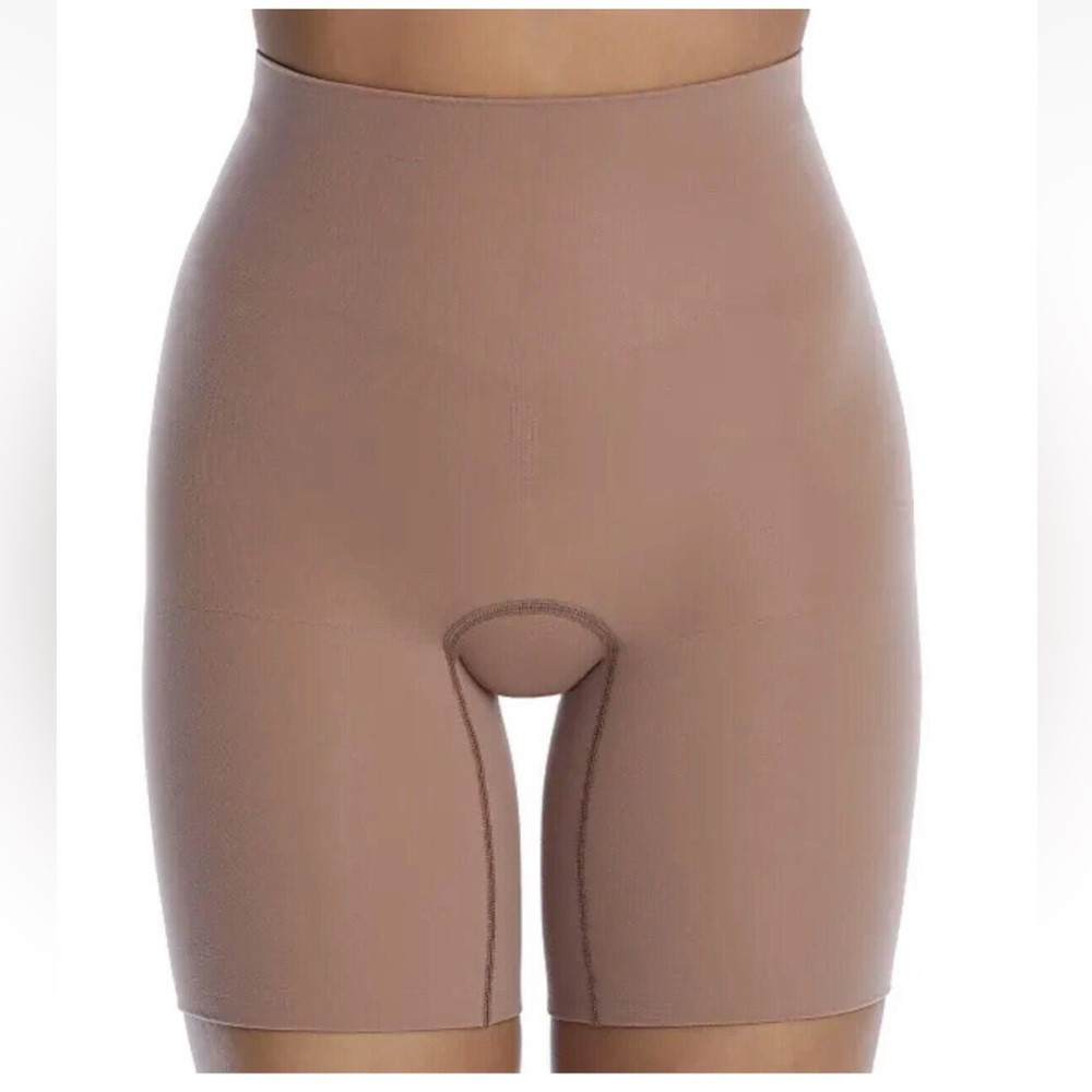 SPANX 302358 Women Power Short, Cafe Au Lait Size M